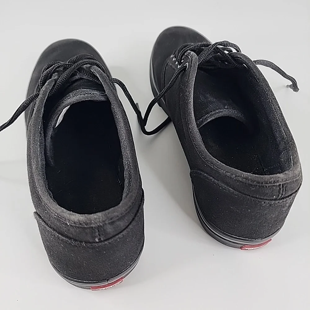 Vans Atwood Deluxe Sneakers Women's 10 Black On Black Low‎ Top Lace Up Skater